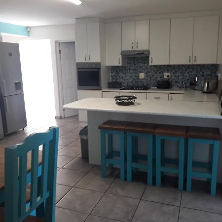 Seabreeze Accommodation Jeffreys Bay Exterior foto